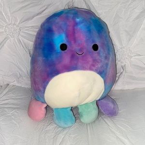 Mary the octopus 8 inch Squishmallow